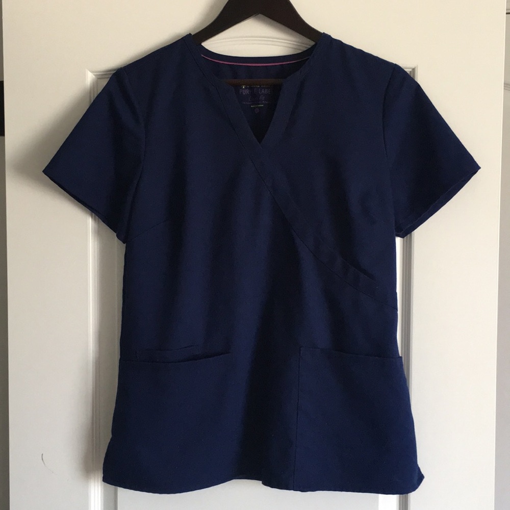 Healing Hands Purple Label Classic Fit M Scrub Top
